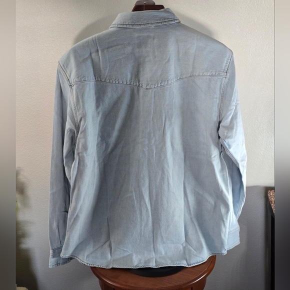 Levi's Western Button Down Shirt Size Medium MSRP $79 - Picture 4 of 4